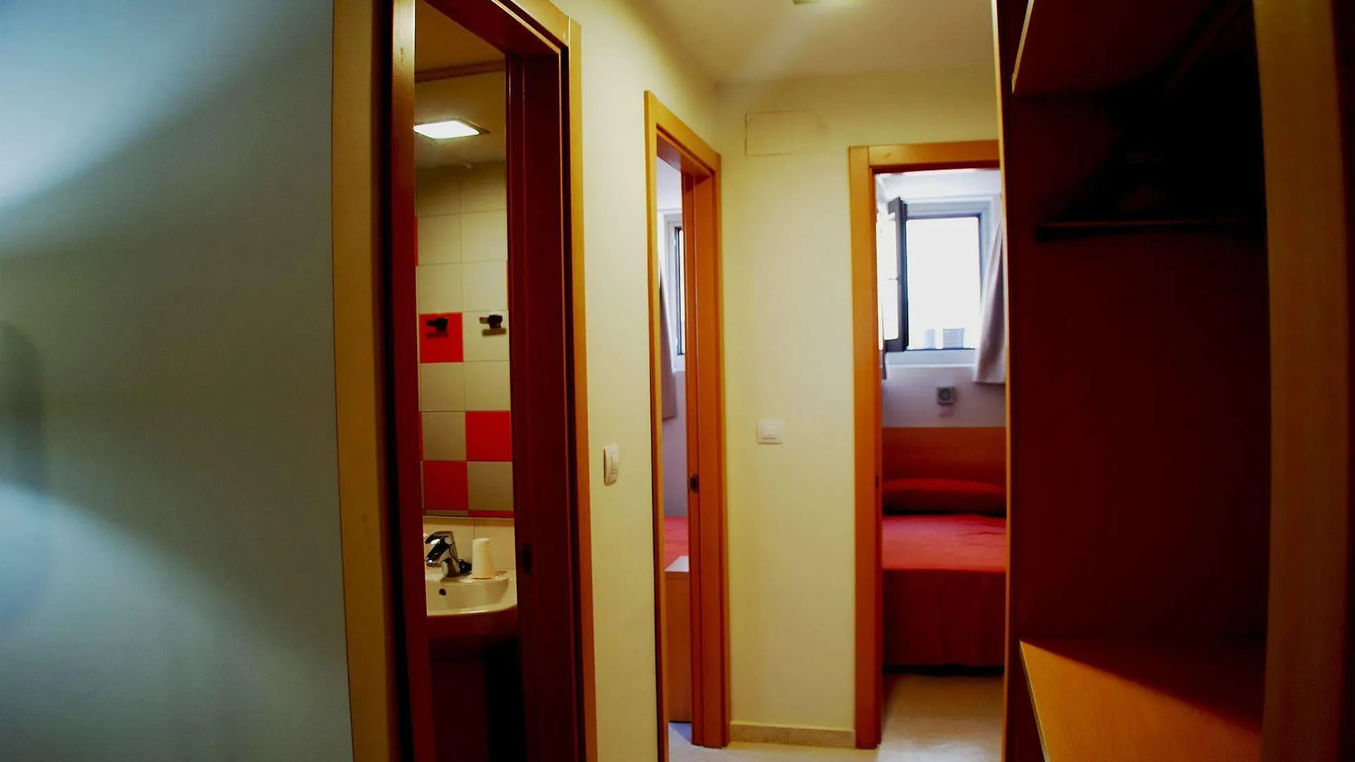 Albergue Inturjoven Chipiona 0*,